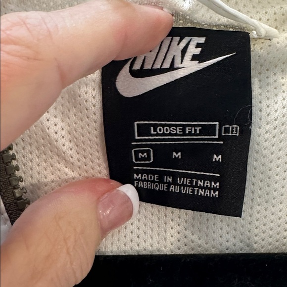 NWT Nike Jacket - Picture 5 of 8